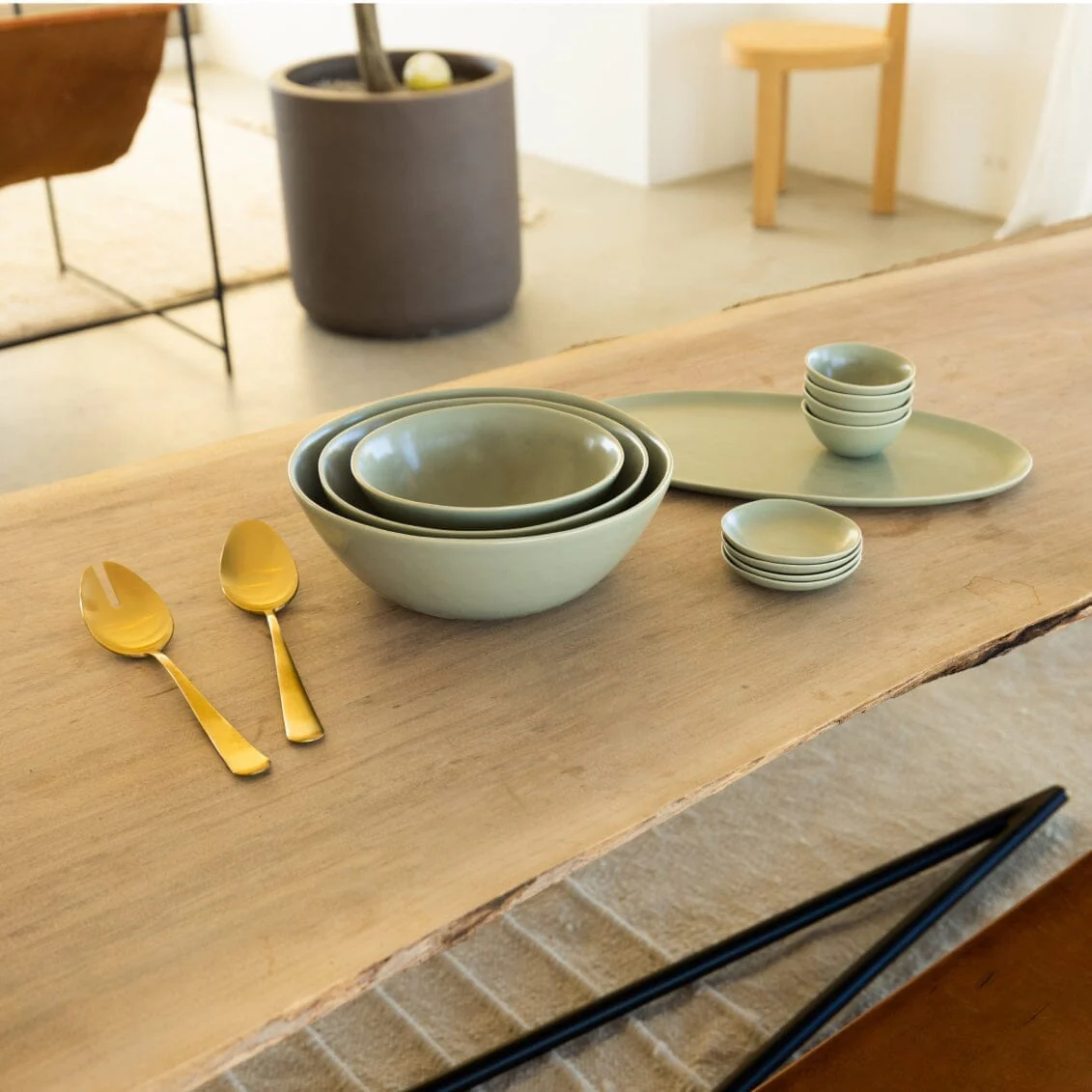 Nested Serving Bowls - Image 23